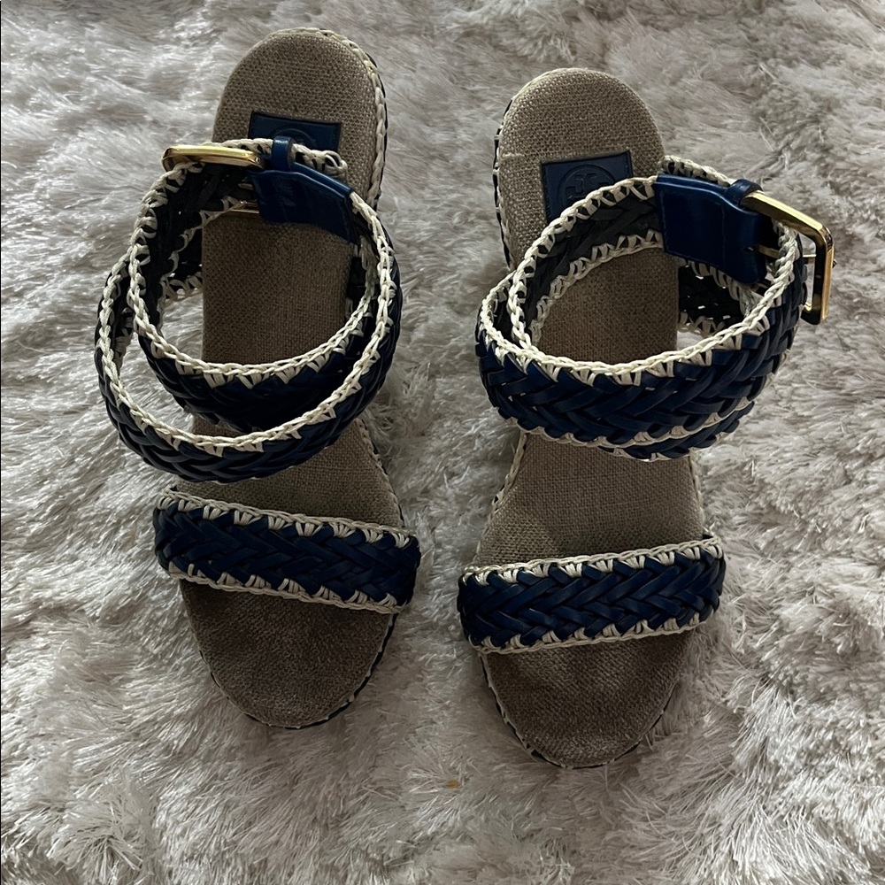 Tory Burch Navy and Beige Woven Sandals